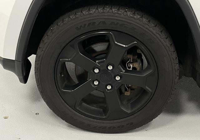 used 2021 Jeep Grand Cherokee car, priced at $21,250