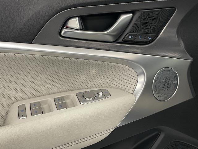 used 2025 Genesis G70 car, priced at $37,000