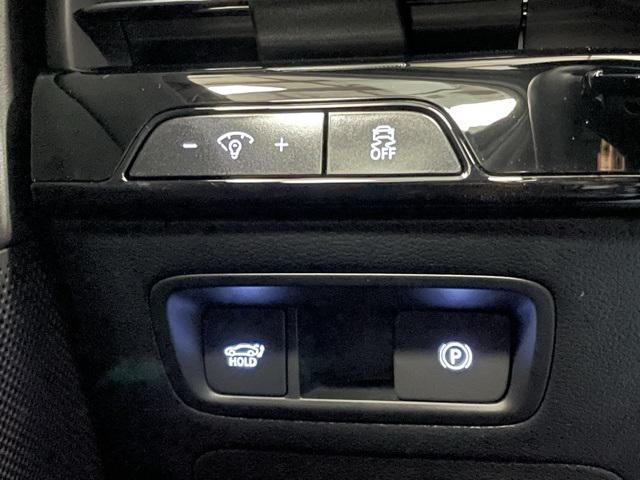 new 2026 Genesis G80 car, priced at $81,795