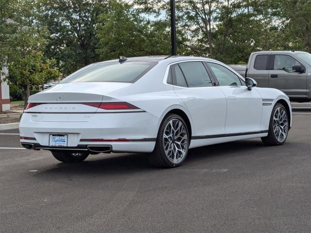 new 2025 Genesis G90 car, priced at $101,500