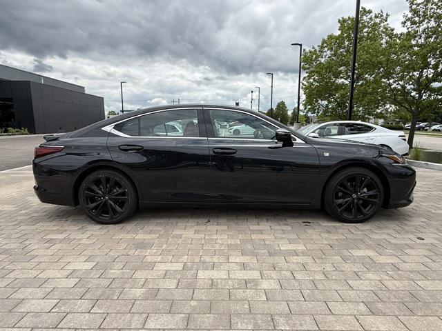 used 2022 Lexus ES 350 car, priced at $33,987