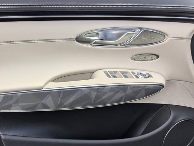 new 2025 Genesis GV70 car, priced at $63,642