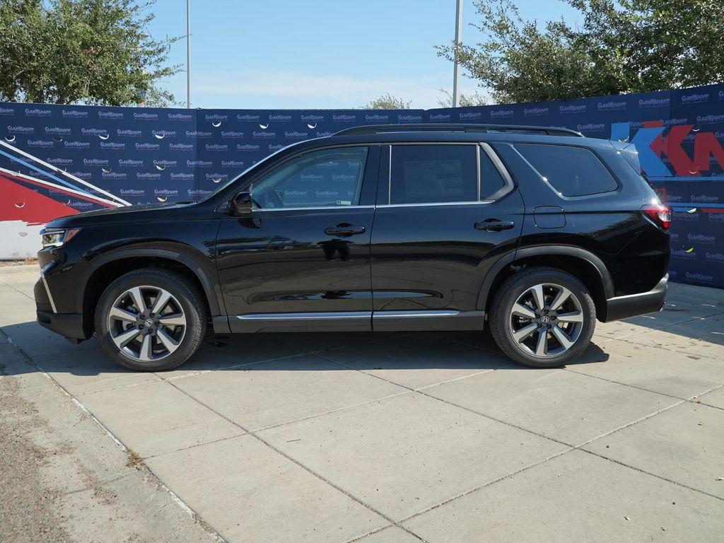 new 2025 Honda Pilot car, priced at $52,894