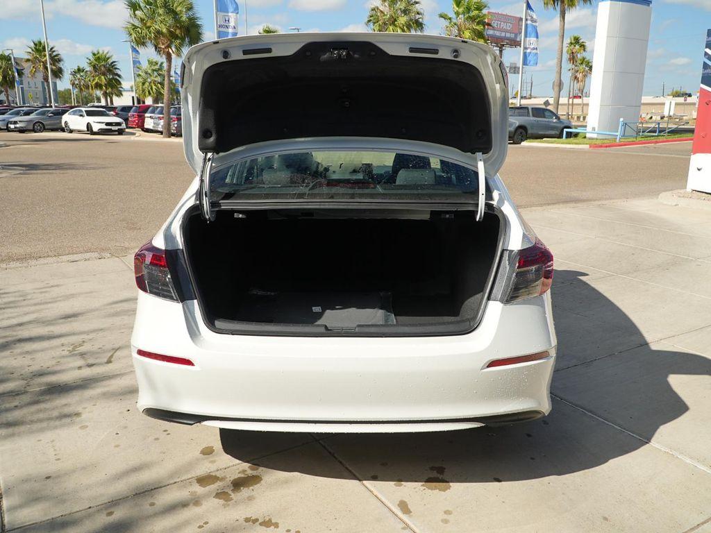 new 2026 Honda Civic Hybrid car, priced at $29,707