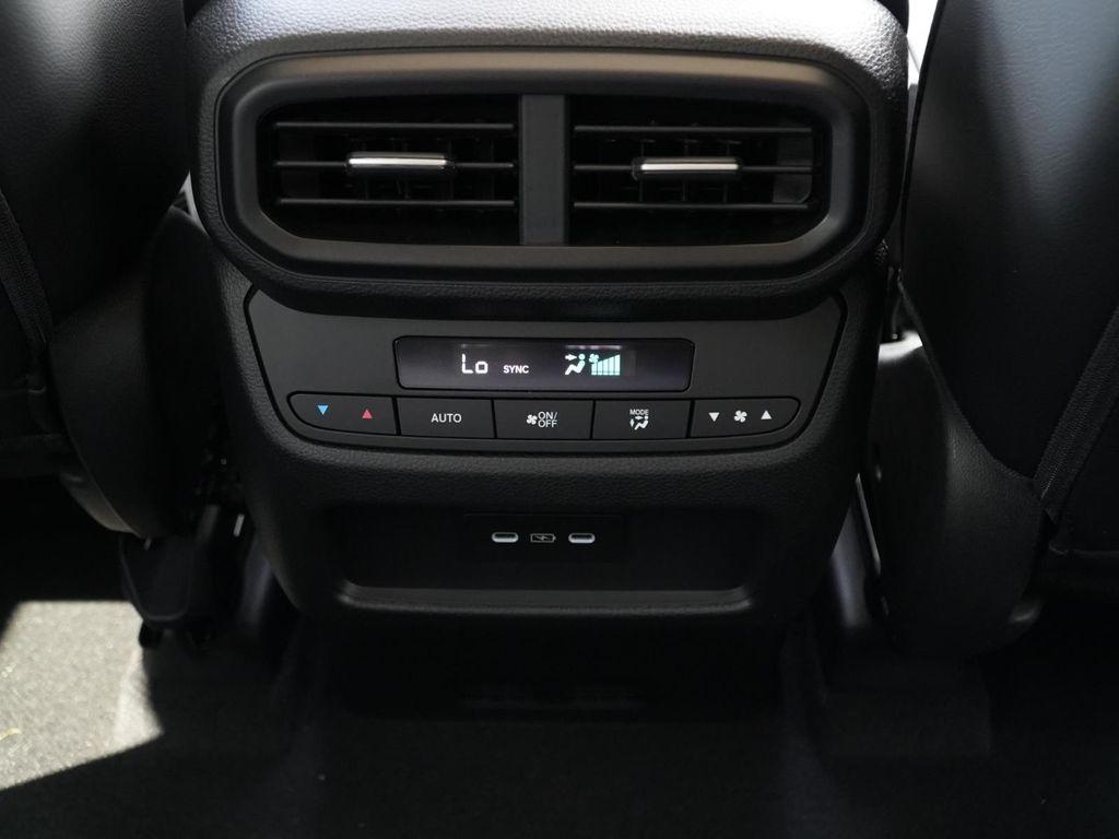 new 2025 Honda Pilot car, priced at $51,342