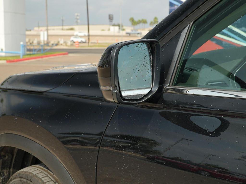 new 2025 Honda Pilot car, priced at $47,035