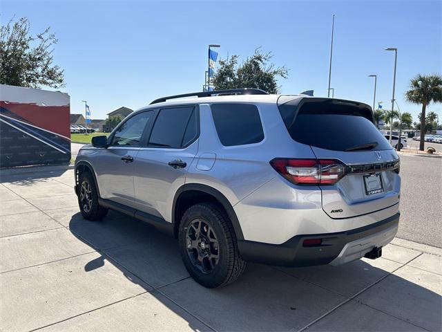 new 2025 Honda Pilot car, priced at $50,795