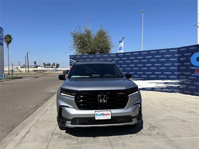 new 2025 Honda Pilot car, priced at $50,795