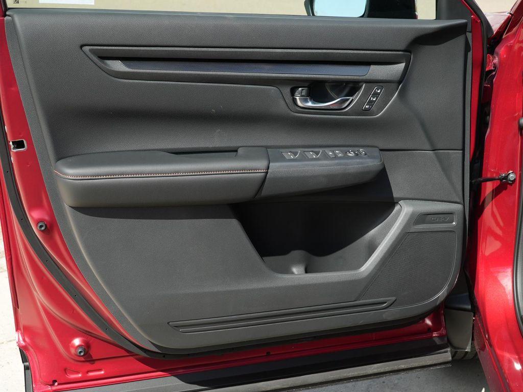 new 2026 Honda CR-V Hybrid car, priced at $39,005