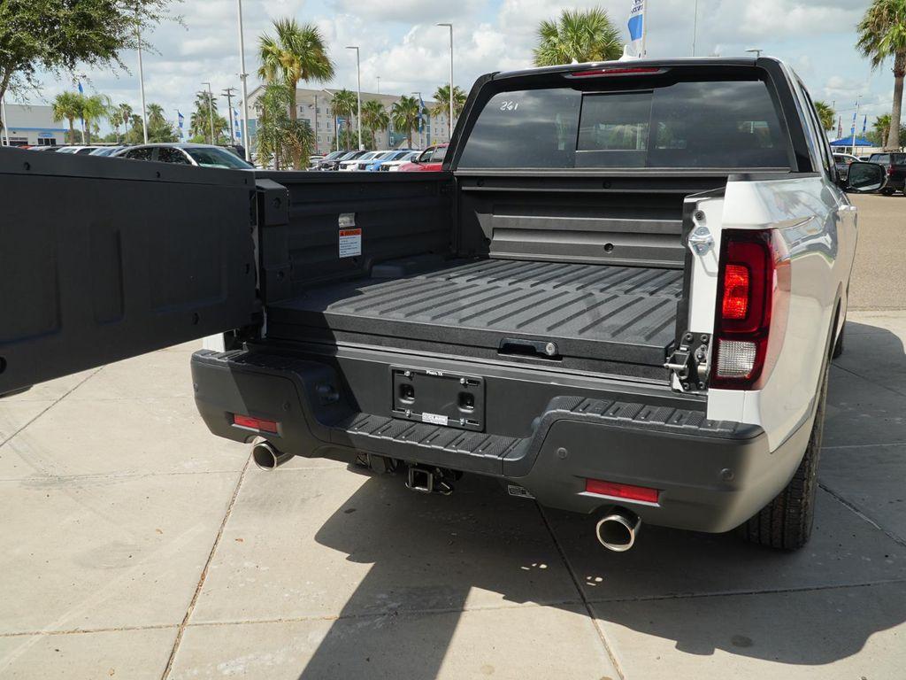 new 2025 Honda Ridgeline car, priced at $46,709
