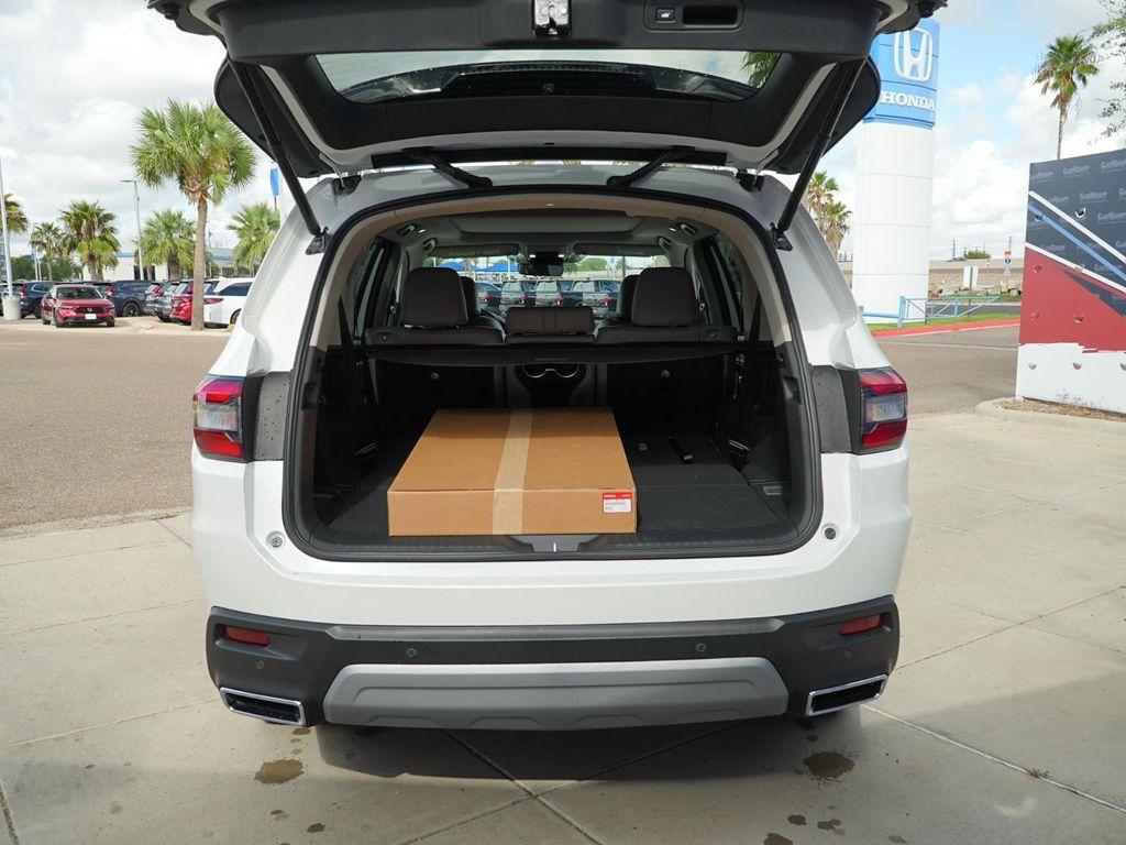 new 2025 Honda Pilot car, priced at $54,087