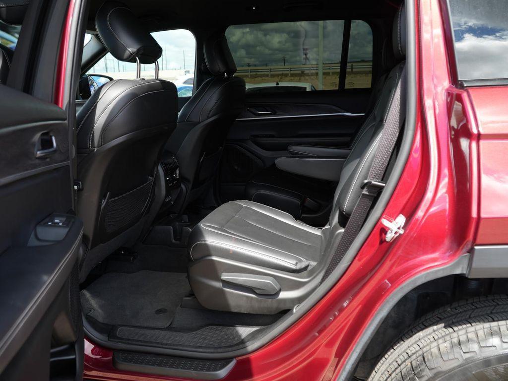 used 2025 Jeep Grand Cherokee L car, priced at $37,995