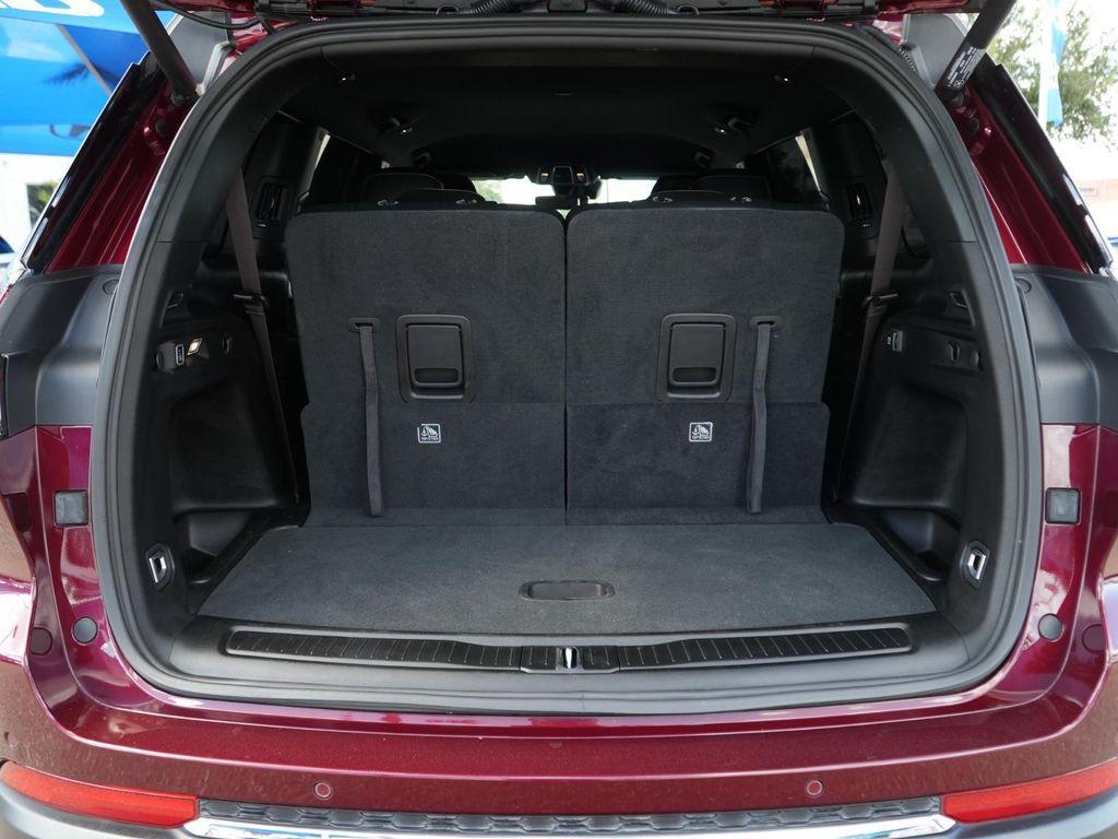 used 2025 Jeep Grand Cherokee L car, priced at $37,995