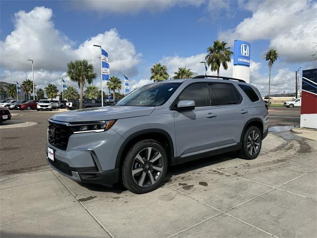 new 2025 Honda Pilot car, priced at $51,450