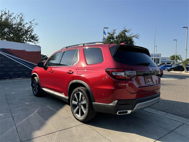 new 2025 Honda Pilot car, priced at $49,050