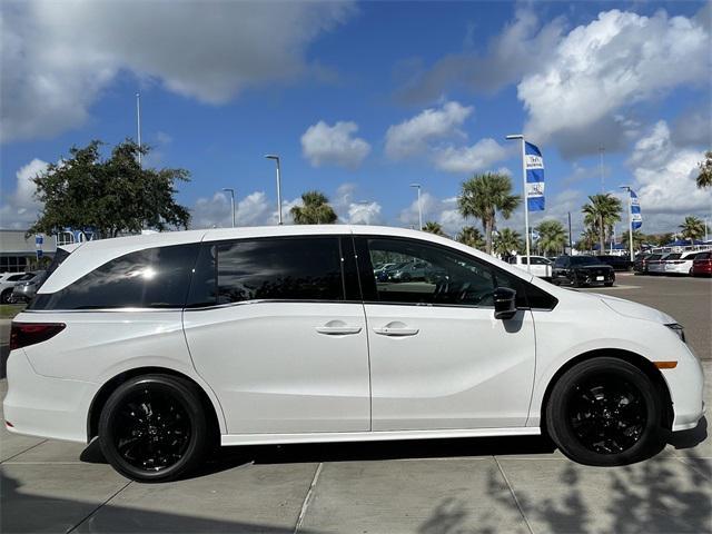 new 2024 Honda Odyssey car, priced at $44,110