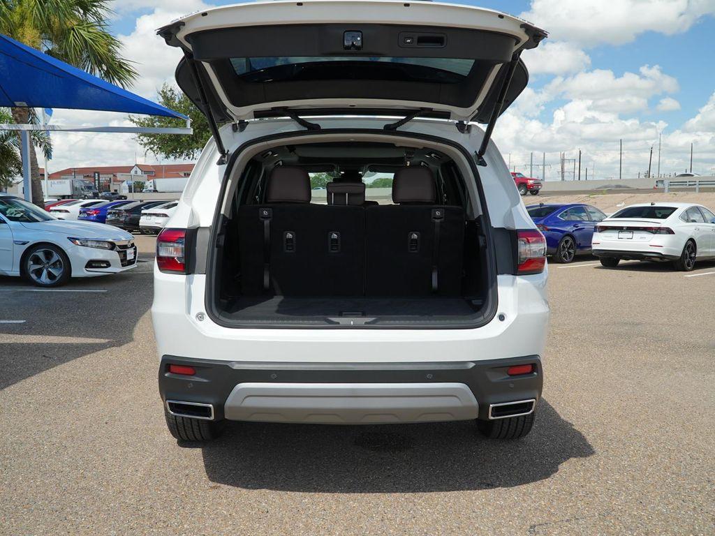 used 2025 Honda Pilot car, priced at $53,995