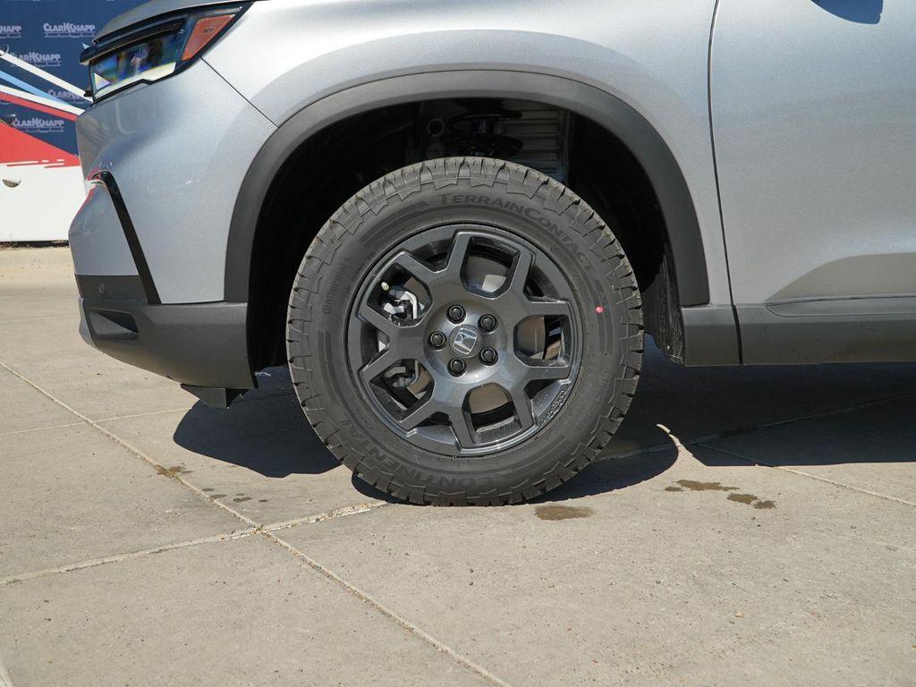 new 2025 Honda Pilot car, priced at $48,859