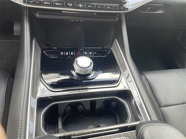 used 2022 Jeep Wagoneer car, priced at $36,888