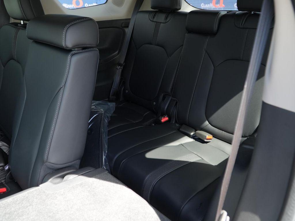 new 2025 Honda Pilot car, priced at $49,562