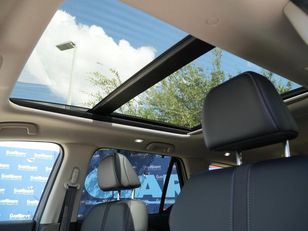 new 2025 Honda Pilot car, priced at $49,562