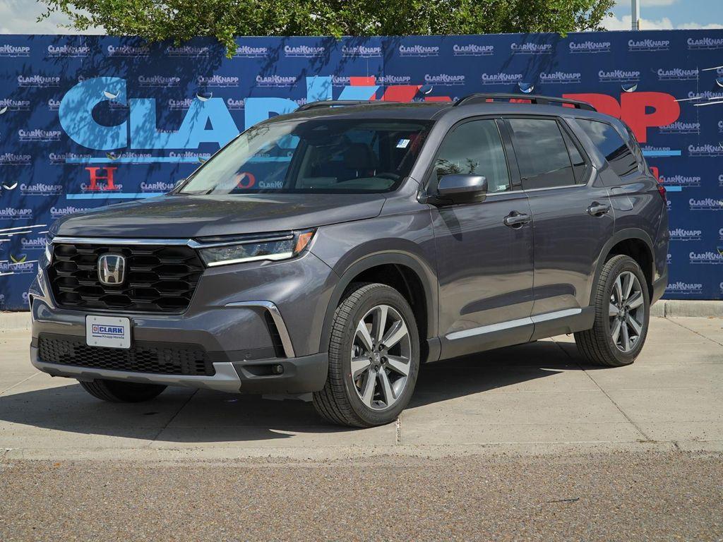 new 2025 Honda Pilot car, priced at $49,562