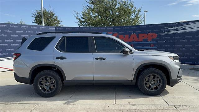 new 2025 Honda Pilot car, priced at $50,795