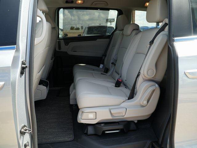 used 2025 Honda Odyssey car, priced at $42,995