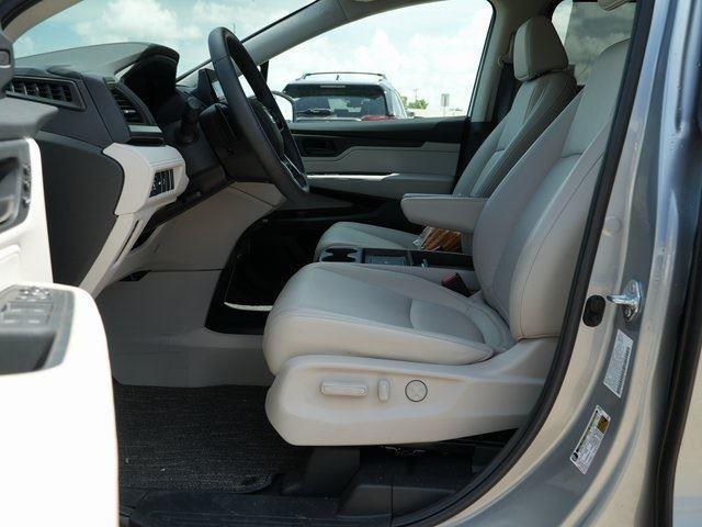 used 2025 Honda Odyssey car, priced at $42,995