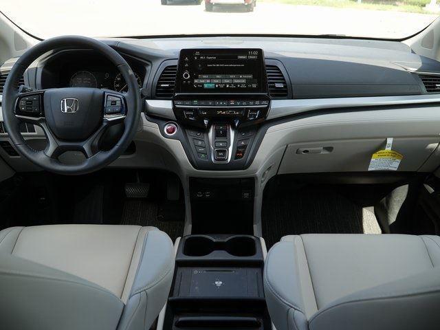used 2025 Honda Odyssey car, priced at $42,995