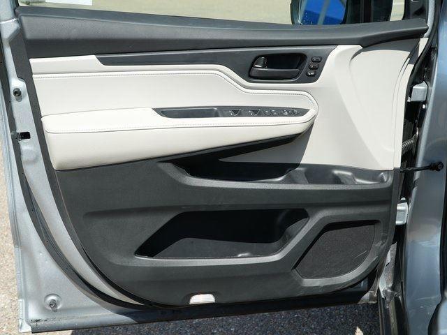 used 2025 Honda Odyssey car, priced at $42,995