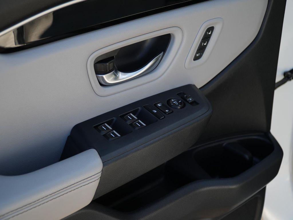 used 2023 Honda Pilot car, priced at $39,709