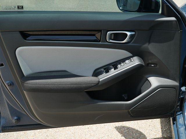 used 2025 Honda Civic Hybrid car, priced at $29,988
