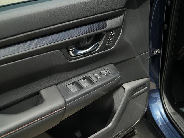new 2025 Honda CR-V Hybrid car, priced at $40,545