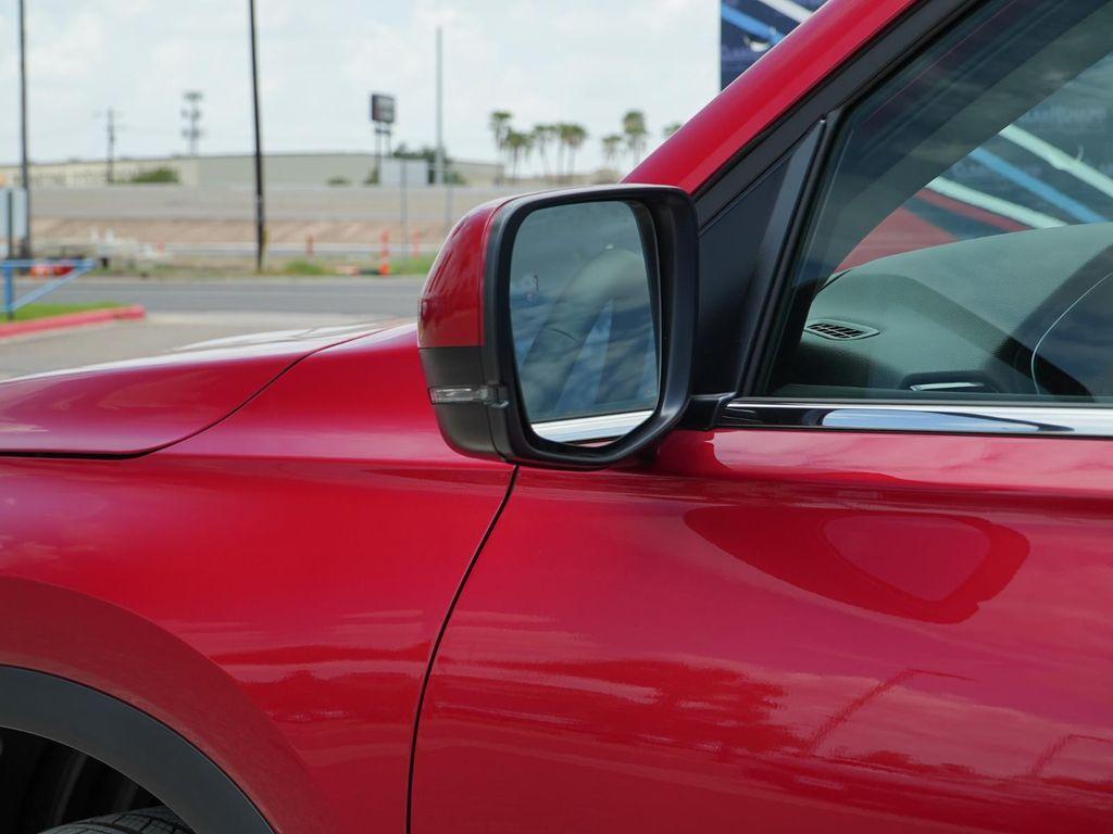 new 2025 Honda Pilot car, priced at $51,605