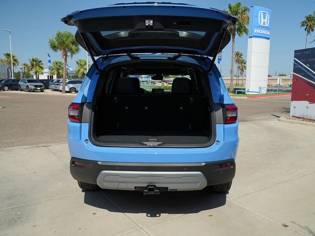 new 2025 Honda Pilot car, priced at $51,305