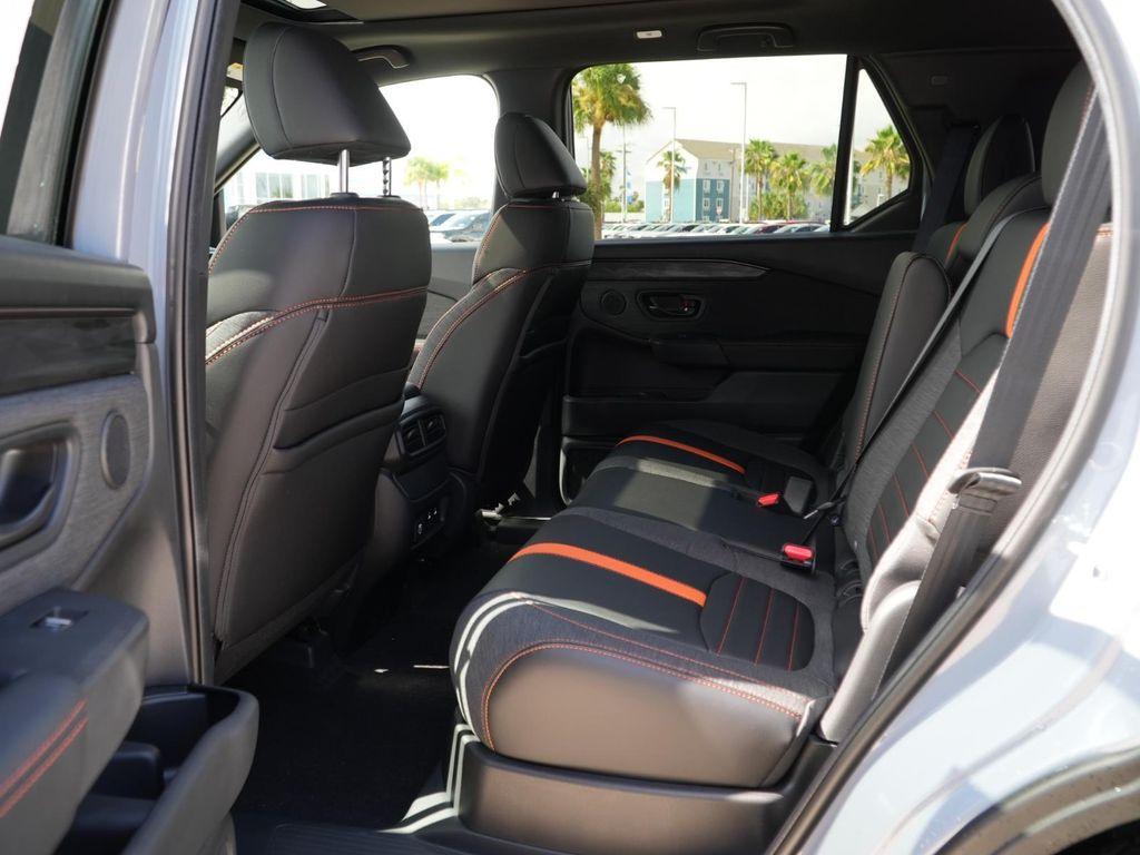 new 2026 Honda Passport car, priced at $50,400