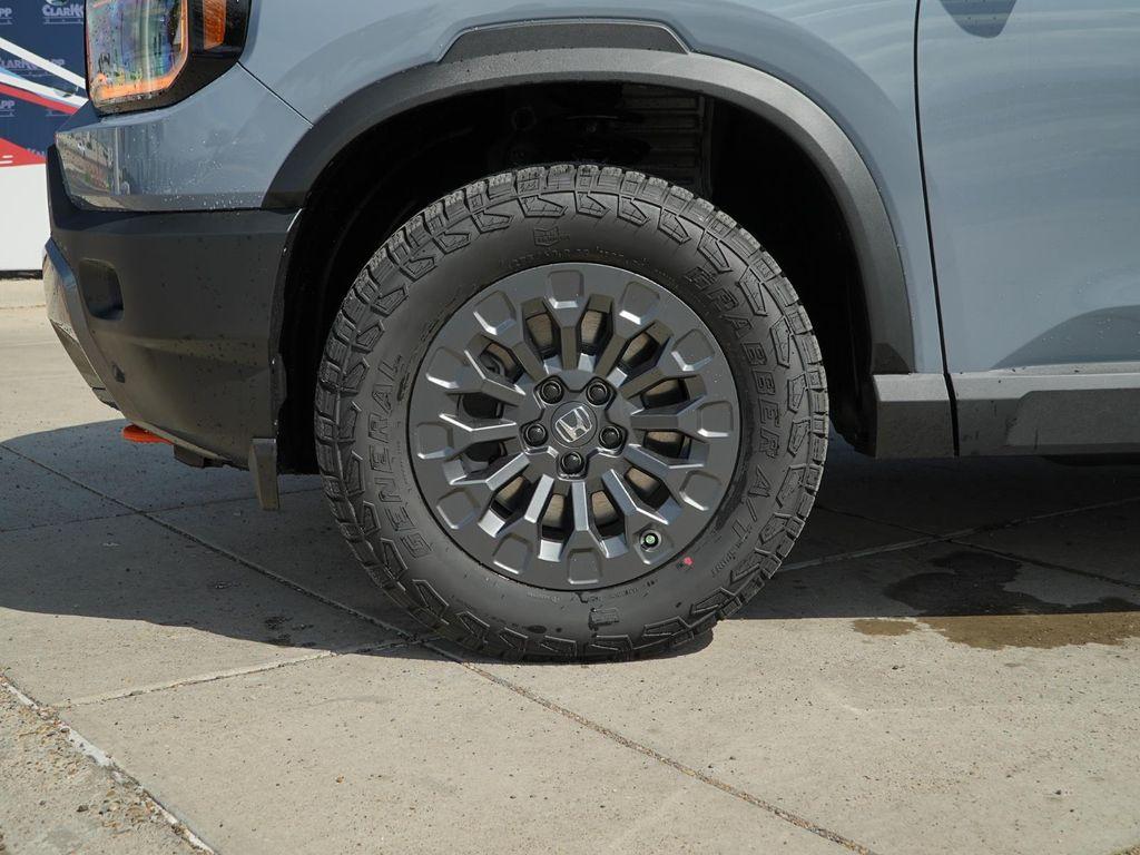 new 2026 Honda Passport car, priced at $50,400