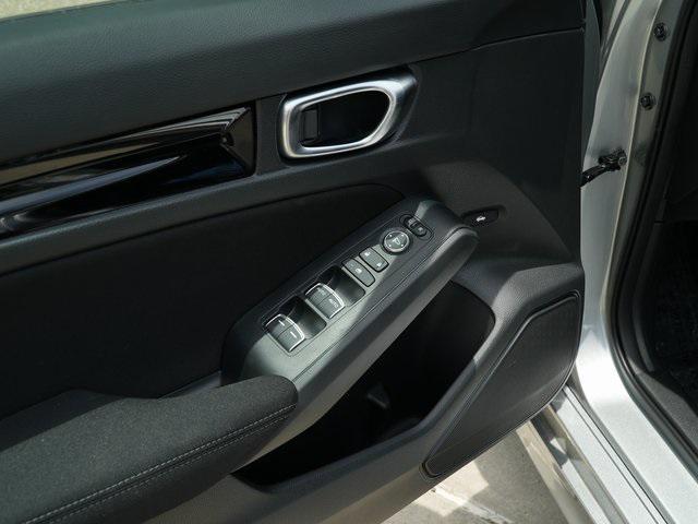 new 2025 Honda Civic Hybrid car, priced at $30,100