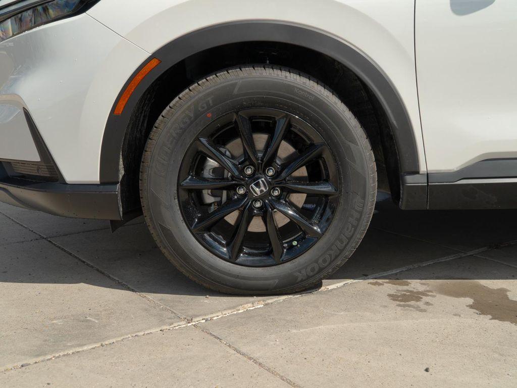 new 2026 Honda CR-V Hybrid car, priced at $40,445