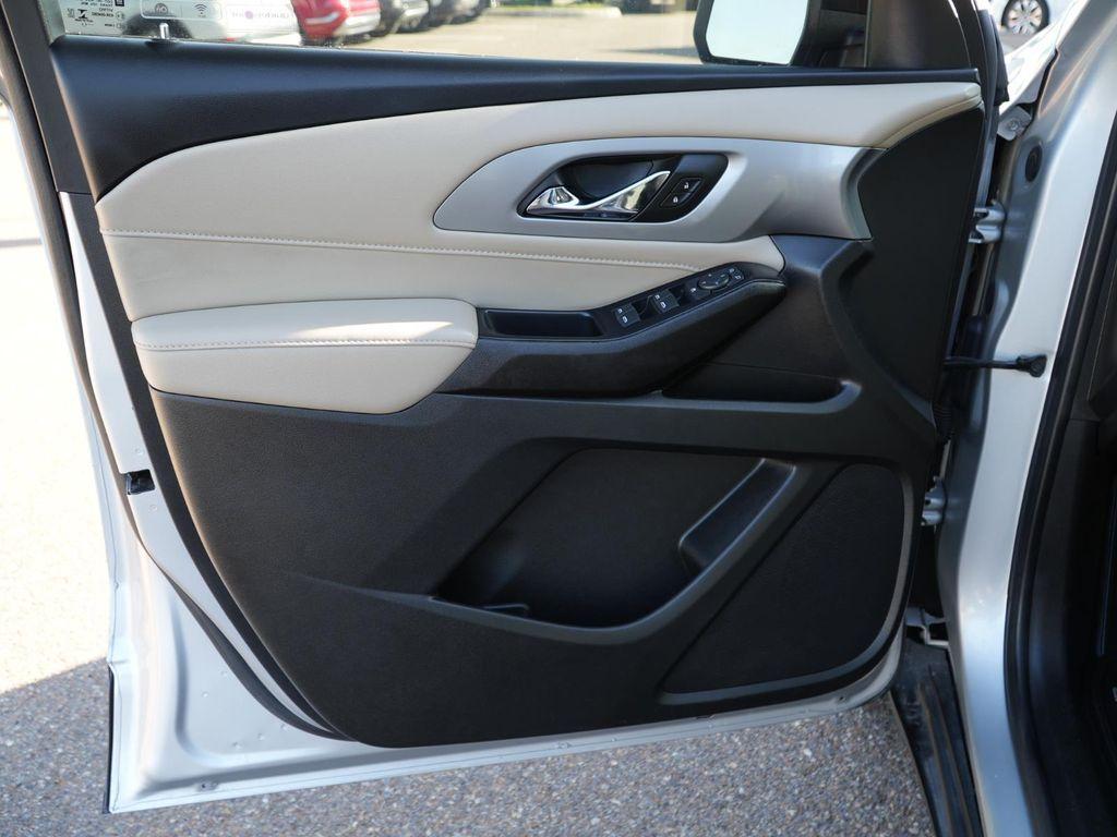 used 2022 Chevrolet Traverse car, priced at $25,695