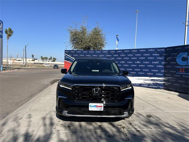 new 2025 Honda Pilot car, priced at $48,895