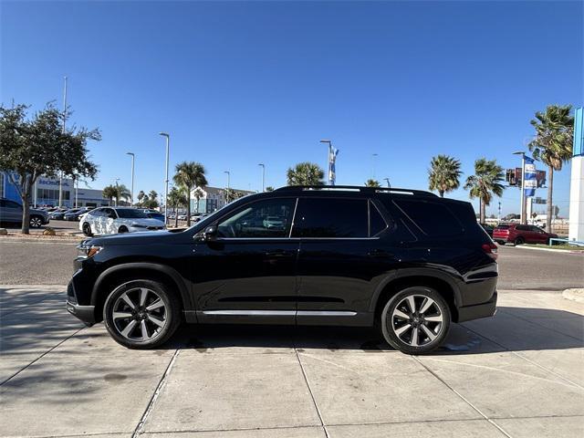 new 2025 Honda Pilot car, priced at $48,895