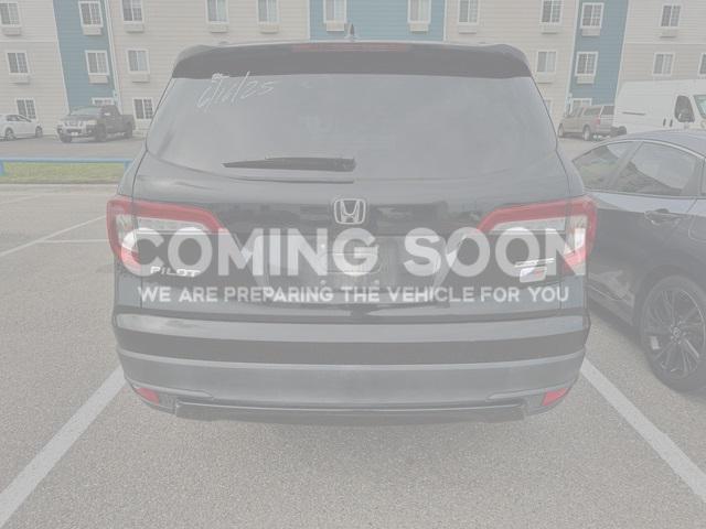 used 2022 Honda Pilot car, priced at $31,055