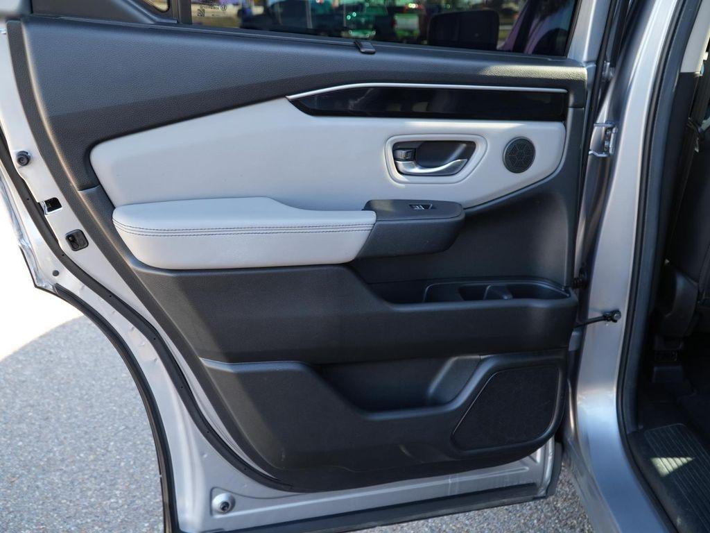 used 2024 Honda Pilot car, priced at $40,188