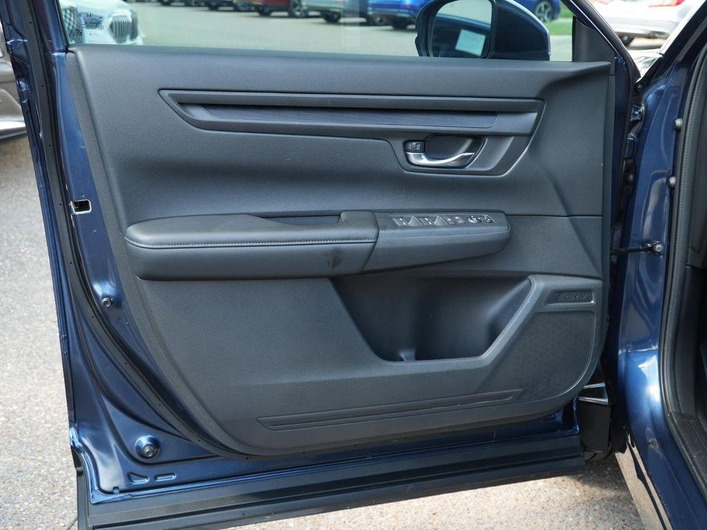 used 2025 Honda CR-V car, priced at $29,194