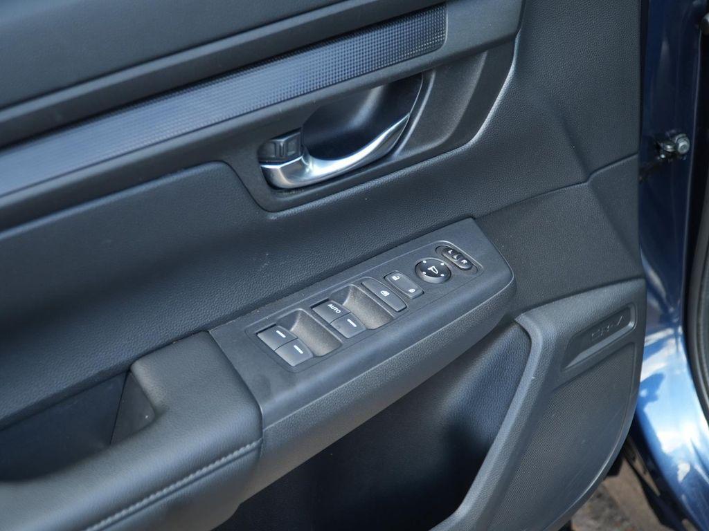used 2025 Honda CR-V car, priced at $29,194