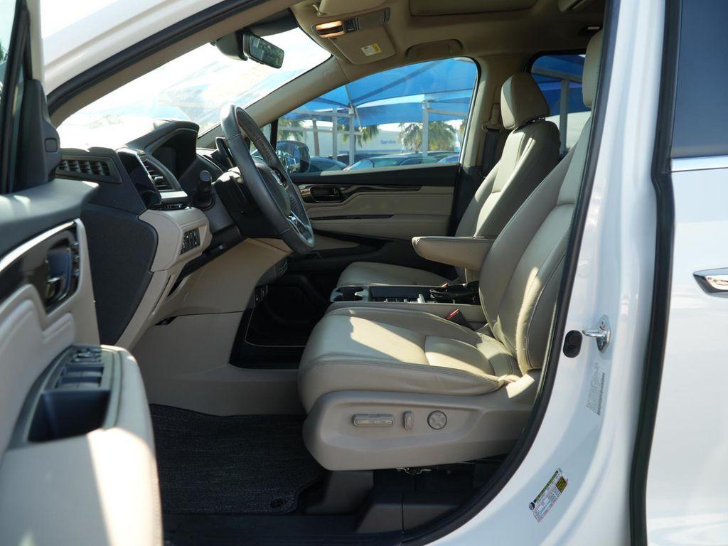 used 2023 Honda Odyssey car, priced at $35,164