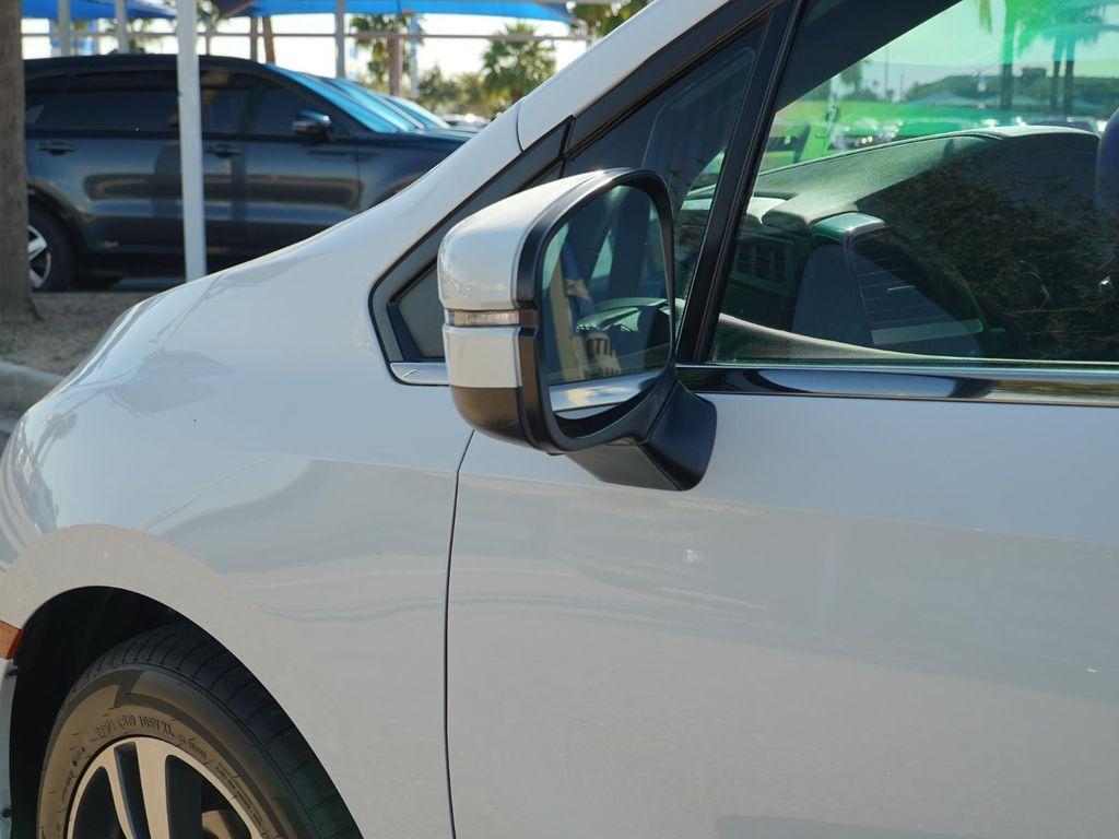 used 2023 Honda Odyssey car, priced at $35,164