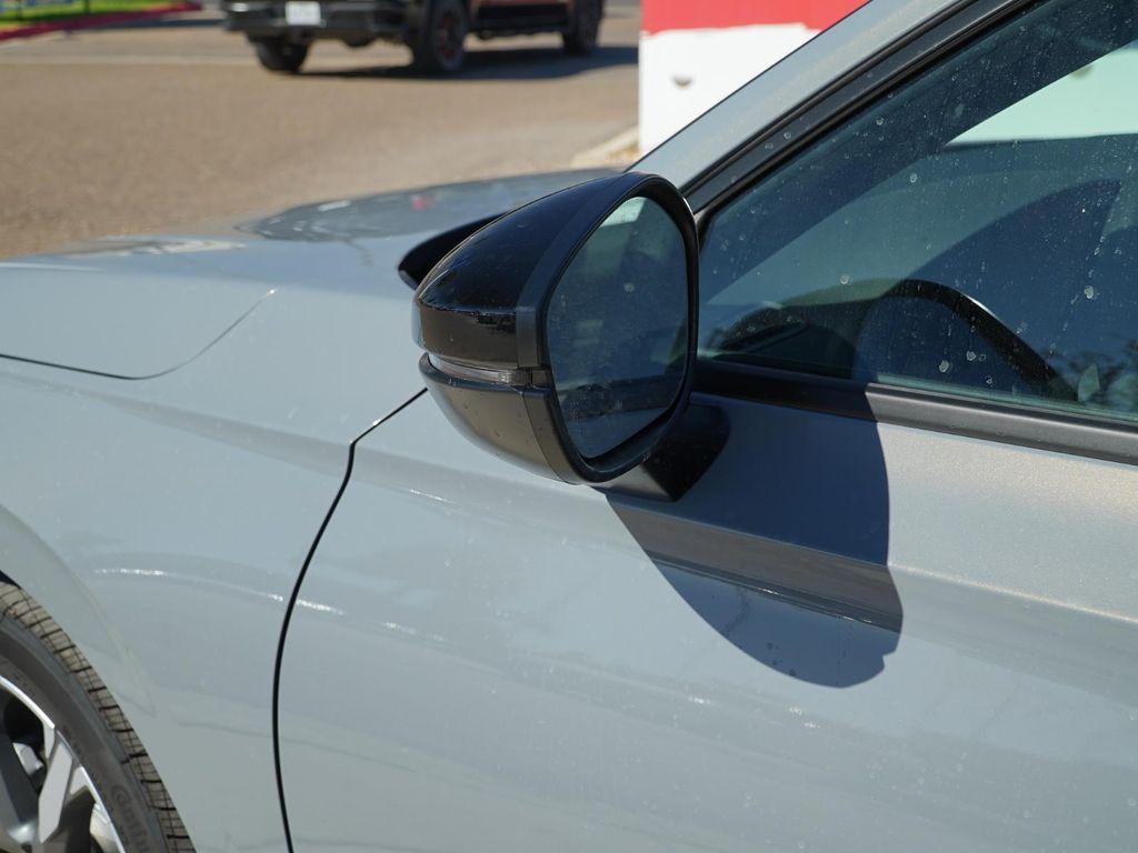 new 2026 Honda Civic Hybrid car, priced at $32,587